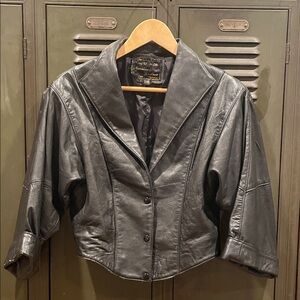 Women's vintage crop Black Leather Jacket